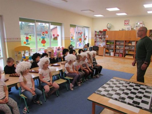 Grafika #11: 27.10.2020 Lekcja gry w szachy