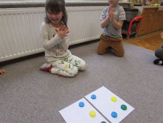 Grafika #38: 22.10.2020 Zabawy matematyczne - kodowanie gr II