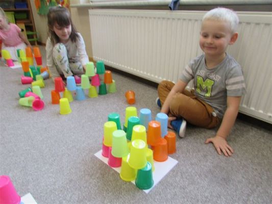 Grafika #57: 22.10.2020 Zabawy matematyczne - kodowanie gr II