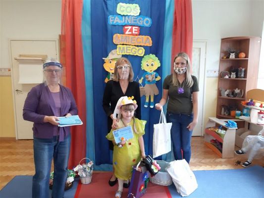 Grafika #14: 22.10.2020 Konkurs rodzinny - pokaz mody ekologicznej cz.II