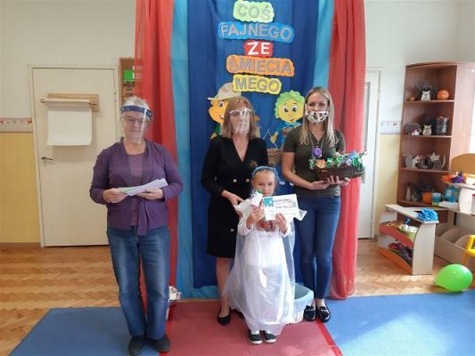 Grafika #23: 22.10.2020 Konkurs rodzinny - pokaz mody ekologicznej cz.II