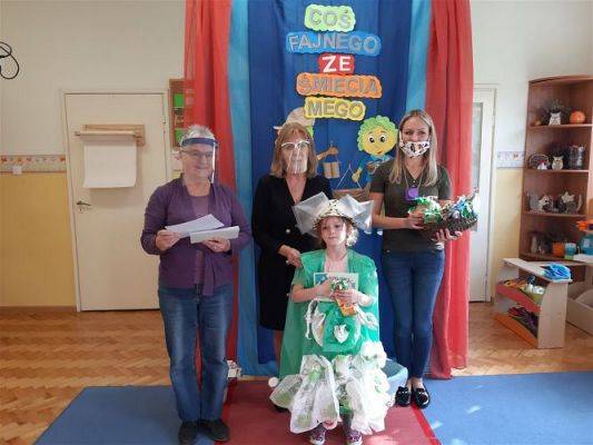 Grafika #24: 22.10.2020 Konkurs rodzinny - pokaz mody ekologicznej cz.II