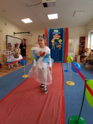 Grafika #15: 22.10.2020 Konkurs rodzinny - pokaz mody ekologicznej cz.I