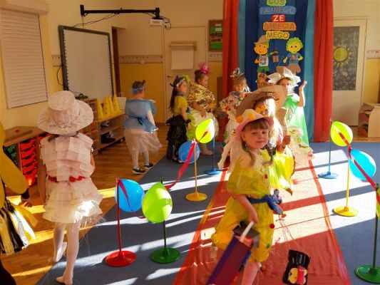 Grafika #60: 22.10.2020 Konkurs rodzinny - pokaz mody ekologicznej cz.I