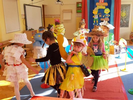 Grafika #65: 22.10.2020 Konkurs rodzinny - pokaz mody ekologicznej cz.I