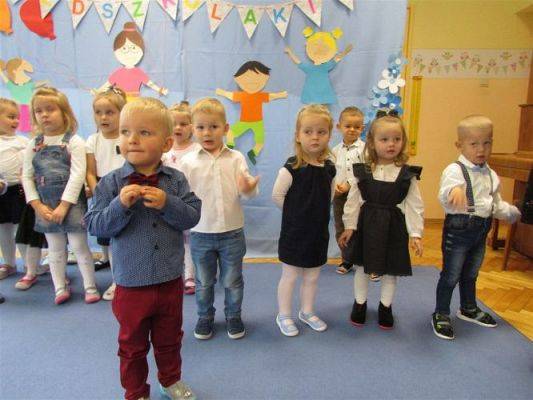 Grafika #6: 15.10.2020 Pasowanie na przedszkolaka