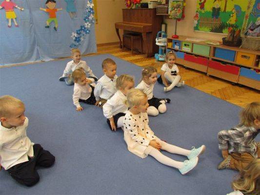 Grafika #15: 15.10.2020 Pasowanie na przedszkolaka