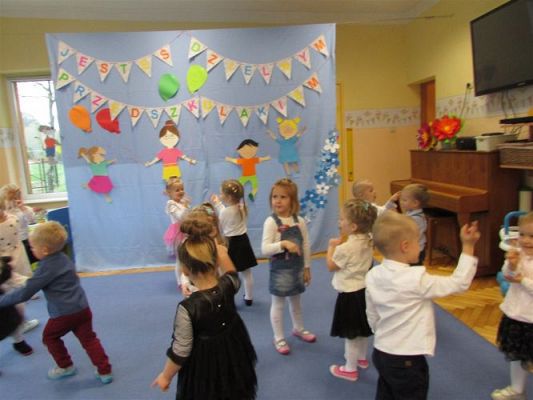 Grafika #18: 15.10.2020 Pasowanie na przedszkolaka