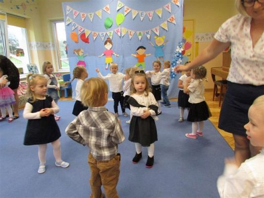 Grafika #21: 15.10.2020 Pasowanie na przedszkolaka