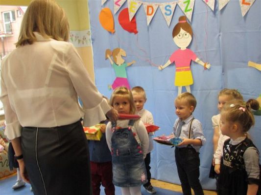 Grafika #32: 15.10.2020 Pasowanie na przedszkolaka