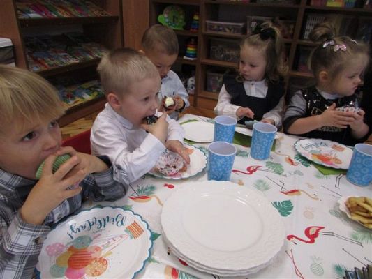 Grafika #47: 15.10.2020 Pasowanie na przedszkolaka