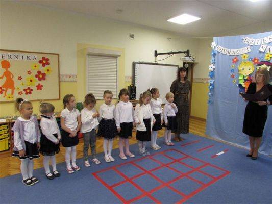 Grafika #4: 14.10.2020 Dzień Edukacji Narodowej