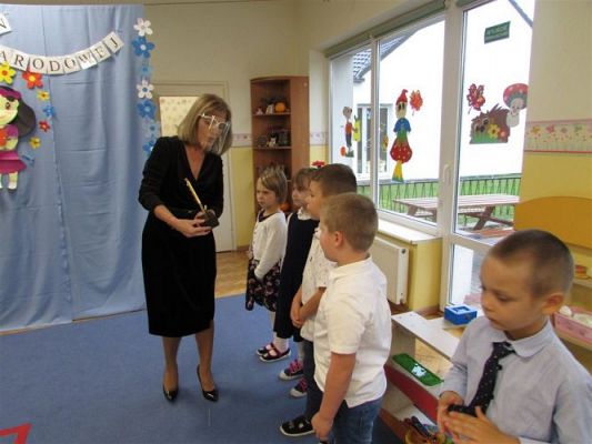 Grafika #9: 14.10.2020 Dzień Edukacji Narodowej