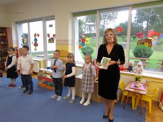 Grafika #16: 14.10.2020 Dzień Edukacji Narodowej