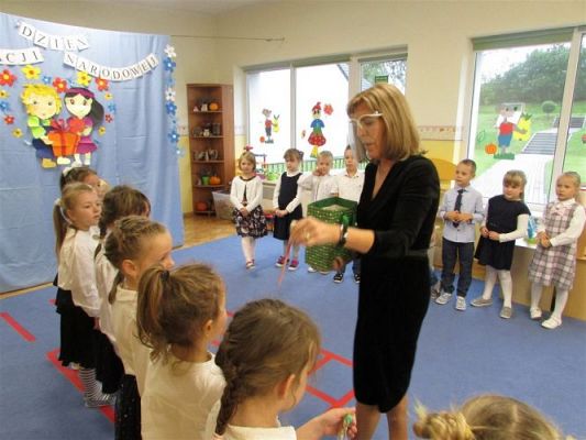 Grafika #18: 14.10.2020 Dzień Edukacji Narodowej