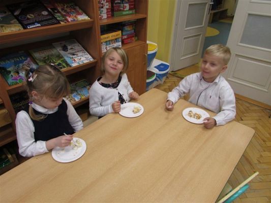 Grafika #26: 14.10.2020 Dzień Edukacji Narodowej