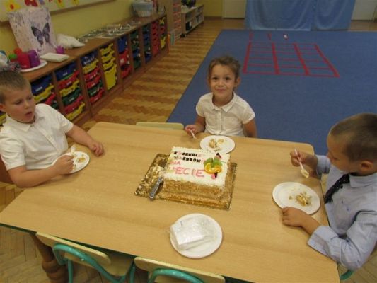 Grafika #27: 14.10.2020 Dzień Edukacji Narodowej