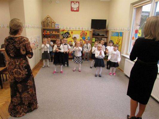 Grafika #34: 14.10.2020 Dzień Edukacji Narodowej