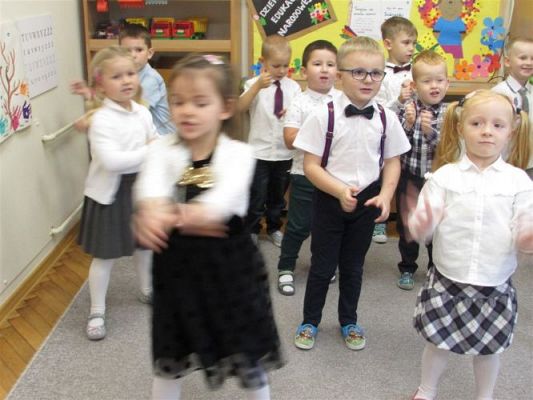 Grafika #36: 14.10.2020 Dzień Edukacji Narodowej