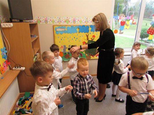 Grafika #46: 14.10.2020 Dzień Edukacji Narodowej