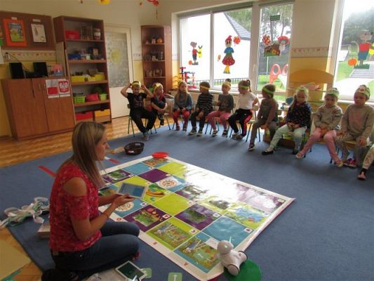 Grafika #14: 08.10.2020 Code WEEK Dzień 4 Zaprogramuj zdrowie - Wizyta Photona w sadzie