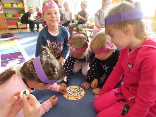 Grafika #22: 08.10.2020 Code WEEK Dzień 4 Zaprogramuj zdrowie - Wizyta Photona w sadzie