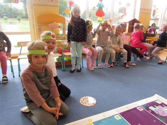 Grafika #28: 08.10.2020 Code WEEK Dzień 4 Zaprogramuj zdrowie - Wizyta Photona w sadzie