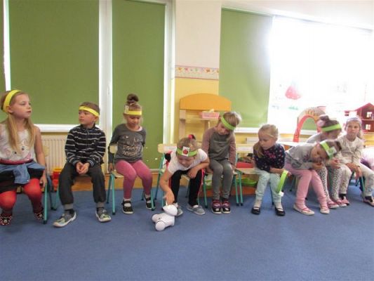 Grafika #40: 08.10.2020 Code WEEK Dzień 4 Zaprogramuj zdrowie - Wizyta Photona w sadzie