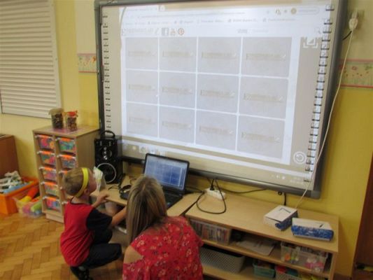 Grafika #43: 08.10.2020 Code WEEK Dzień 4 Zaprogramuj zdrowie - Wizyta Photona w sadzie