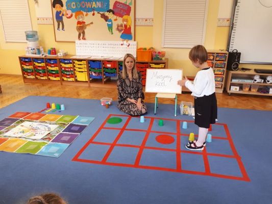 Grafika #0: 06.10.2020 CODE WEEK DZIEŃ 2 MUZYCZNY KOD CAŁA POLSKA PROGRAMUJE