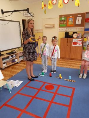 Grafika #12: 06.10.2020 CODE WEEK DZIEŃ 2 MUZYCZNY KOD CAŁA POLSKA PROGRAMUJE