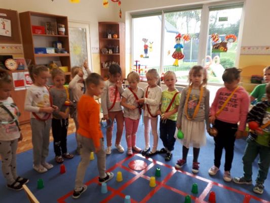 Grafika #18: 06.10.2020 CODE WEEK DZIEŃ 2 MUZYCZNY KOD CAŁA POLSKA PROGRAMUJE