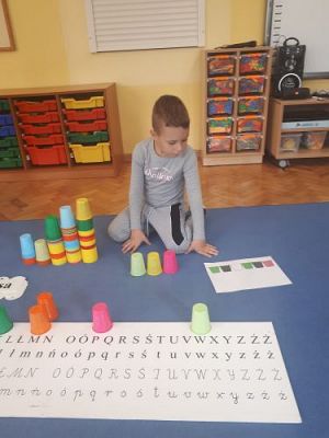 Grafika #12: 05.10.2020 Code Week Dzień 1 "Kubeczki od A do Z Cała Polska Programuje Gr III