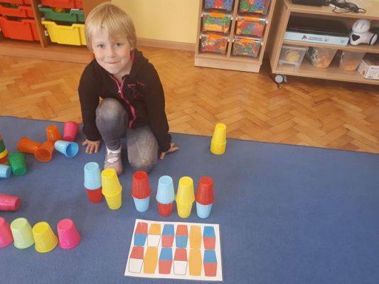 Grafika #19: 05.10.2020 Code Week Dzień 1 "Kubeczki od A do Z Cała Polska Programuje Gr III