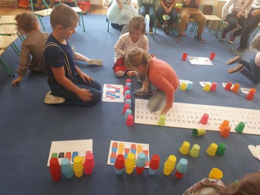 Grafika #20: 05.10.2020 Code Week Dzień 1 "Kubeczki od A do Z Cała Polska Programuje Gr III