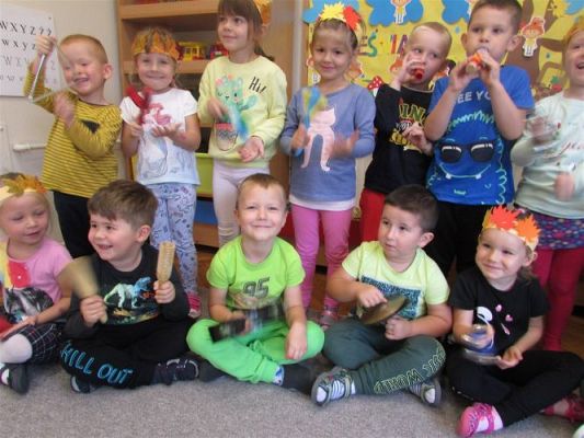 Grafika #17: 01.10.2020 Dzień Muzyki gr II