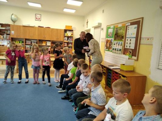 Grafika #13: 30.09.2020 Dzień Chłopaka gr III