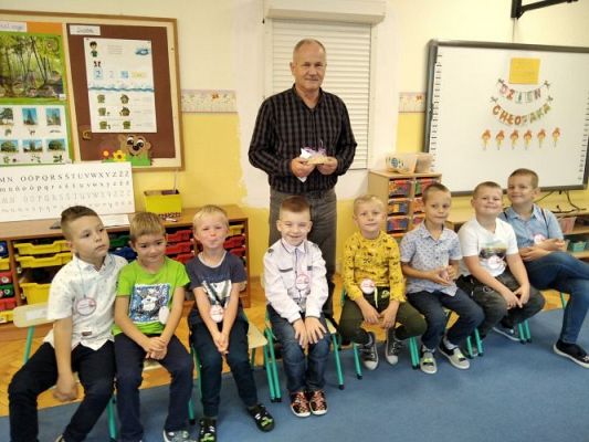 Grafika #17: 30.09.2020 Dzień Chłopaka gr III