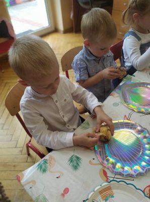 Grafika #29: 30.09.2020 Dzień Chłopaka gr I