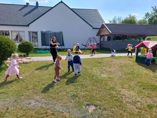 Grafika #3: 01.06.2022 Dzień Dziecka cz.II