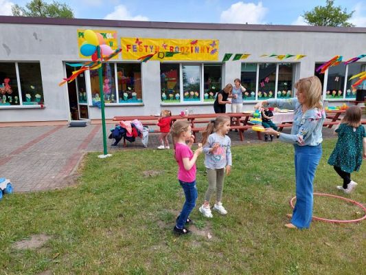 Grafika #29: 01.06.2022 Dzień Dziecka cz.II