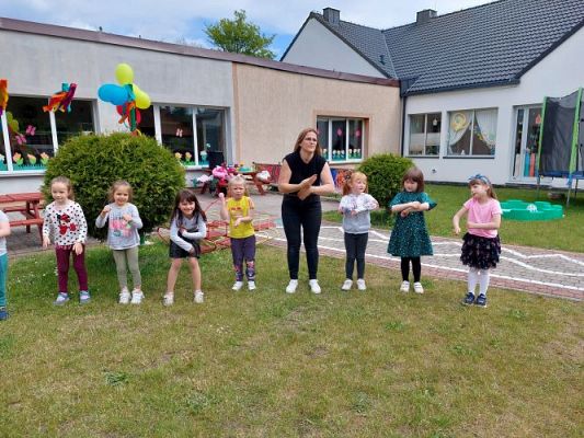 Grafika #52: 01.06.2022 Dzień Dziecka cz.II