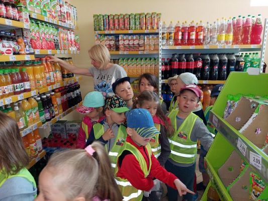 Grafika #6: 19.05.2022 Wycieczka do sklepu w poszukiwaniu produktów ekologicznych