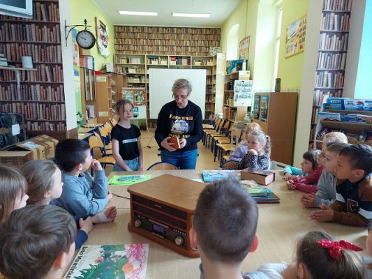 Grafika #9: 12.05. 2022 Spotkanie w Bibliotece szkolnej w Wicku