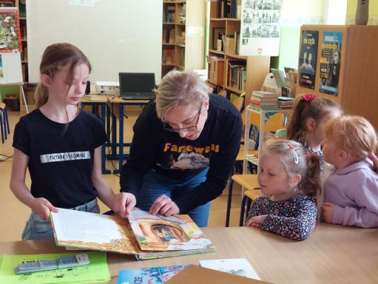 Grafika #17: 12.05. 2022 Spotkanie w Bibliotece szkolnej w Wicku