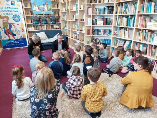 Grafika #27: 12.05. 2022 Spotkanie w Bibliotece szkolnej w Wicku