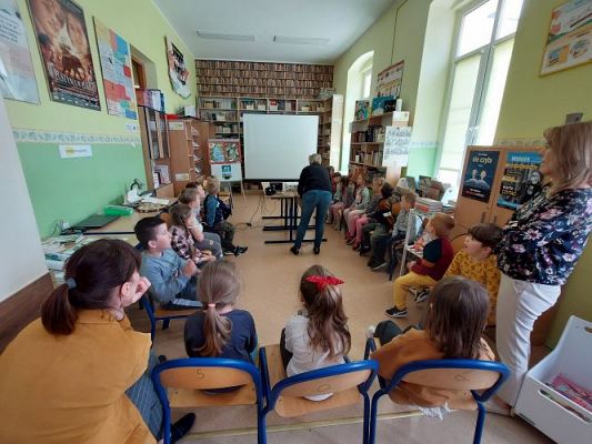 Grafika #32: 12.05. 2022 Spotkanie w Bibliotece szkolnej w Wicku