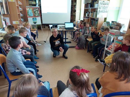 Grafika #35: 12.05. 2022 Spotkanie w Bibliotece szkolnej w Wicku