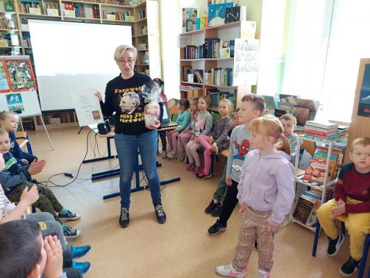 Grafika #38: 12.05. 2022 Spotkanie w Bibliotece szkolnej w Wicku