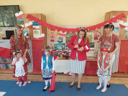 Grafika #41: 28.04.2022 Konkurs edukacyjny pt "Od morza do Tatr"